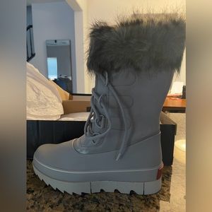 Joan of Arctic Next Sorel size 11